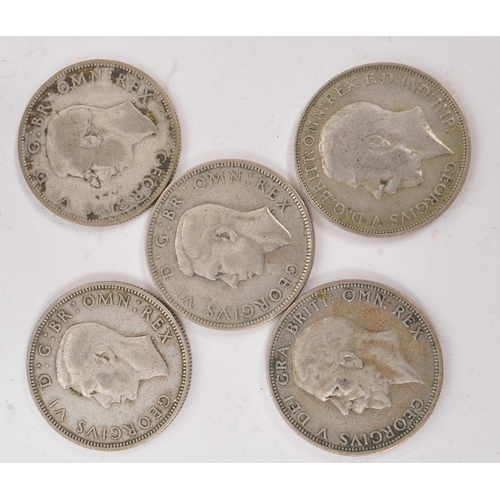 506 - A collection of early 20th century British George V & VI and Victorian silver coins. The collection ... 