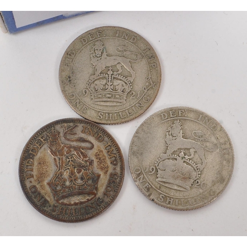 506 - A collection of early 20th century British George V & VI and Victorian silver coins. The collection ... 