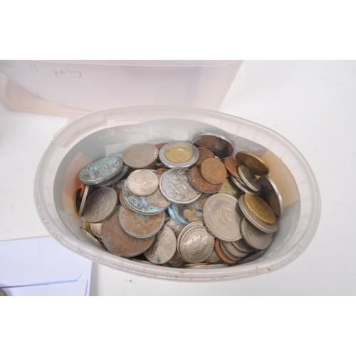 507 - An extensive collection of 20th century British and Foreign currency coins, alongside some British V... 