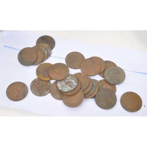 507 - An extensive collection of 20th century British and Foreign currency coins, alongside some British V... 