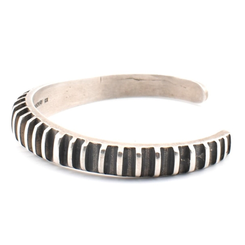 176 - An Anna Greta Eker Norwegian silver open cuff bangle. The Anna Greta Eker sterling silver open cuff ... 