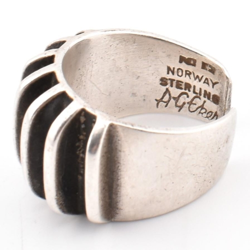 65 - A hallmarked silver Anna Greta Eker Norwegian Modernist ring. The Anna Greta Eker sterling silver op... 