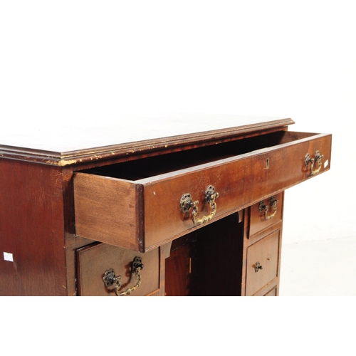 1039 - A George III early 19th century mahogany small ladies writing desk having inlaid border to top. With... 