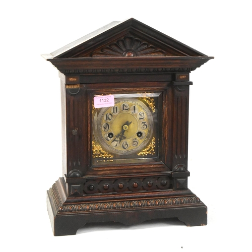 1132 - Junghans, Germany - An early 20th century oak cased 8-day movement mantel clock. The clock having ar... 