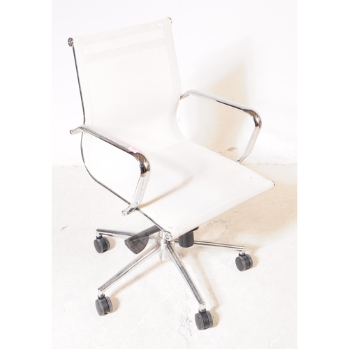 699 - A contemporary Eames 108 manner office desk chair. The chair raised on a splayed base with castors, ... 