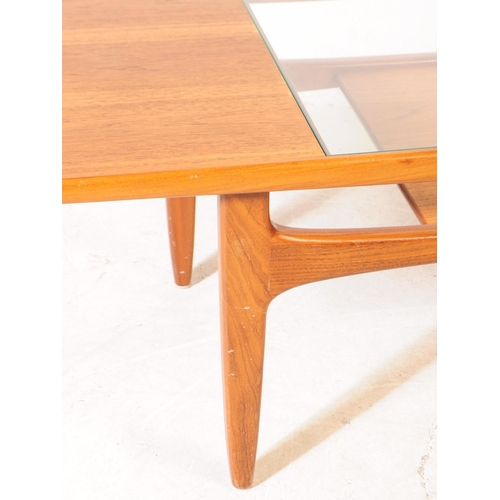 707 - Victor B. Wilkins - G-Plan - Fresco Range - A retro 1960s teak wood coffee table / low table of rect... 