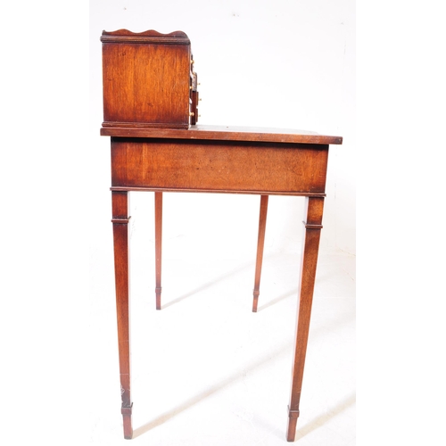 844 - Mahogany and leather ladies bonheur de jour writing table desk. Raised on tapering legs with serpent... 