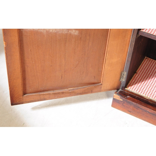 855 - A 19th century Victorian rosewood veneered chiffonier sideboard. Raised on a plinth base, with twin ... 