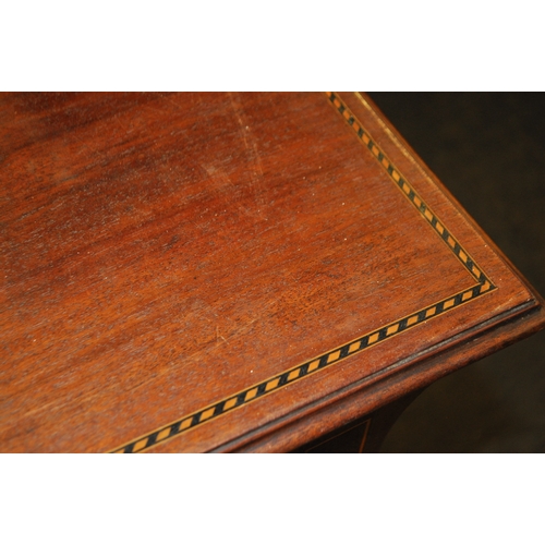 881 - Edwardian circa 1900s satinwood inlaid sideboard / chest of drawers. Rectangular form with flared to... 