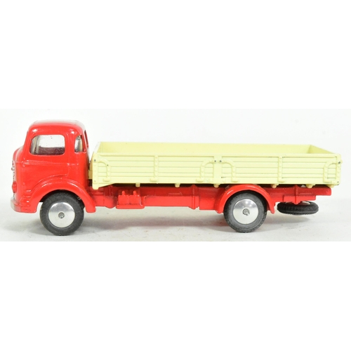 106 - Diecast - an original vintage Corgi Toys diecast model No. 452 Commer 5 Ton Dropside Lorry. Model ap... 