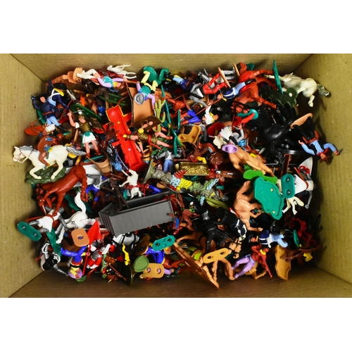 130 - Toy Soldiers - large collection of vintage Timpo plastic toy soldiers of Wild West / Cowboy & Indian... 