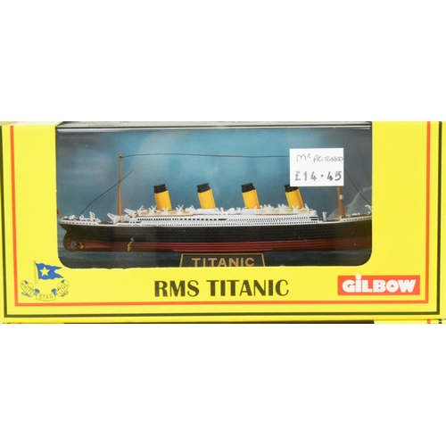 156 - White Star Line - Gilbow - x 3 White Star Line diecast 1/1750 scale models E10004 RMS Britannic, E10... 