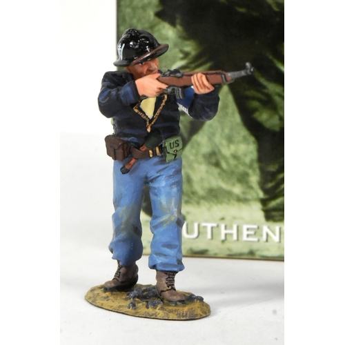 173 - King & Country - an original King & Country 1/30 scale hand painted model No. DD090 FFI Resistance A... 