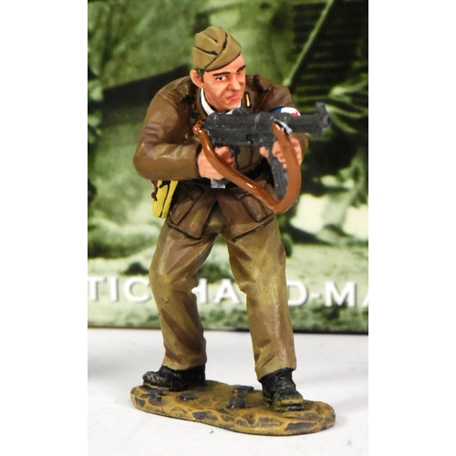 173 - King & Country - an original King & Country 1/30 scale hand painted model No. DD090 FFI Resistance A... 