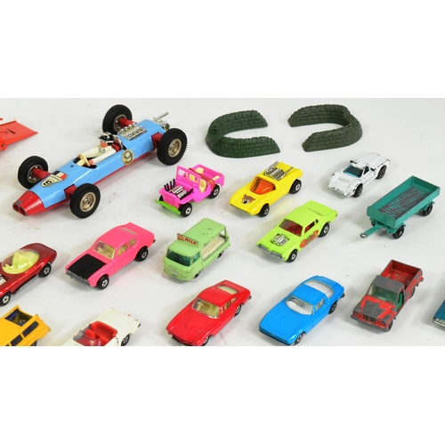 175 - Diecast - a collection of vintage diecast model cars of various scales and makers. Largely Hot Wheel... 