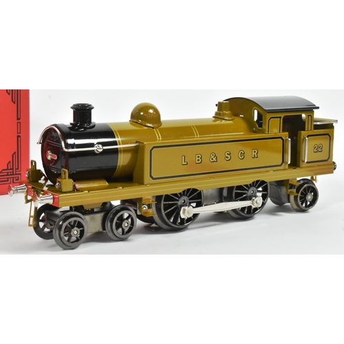 20 - Model Railway - a vintage Ace Trains O gauge trainset electric locomotive, no. E/2LBSCR 4-4-2 in oli... 