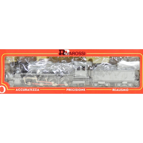 221 - Model Railway - x2 Rivarossi HO / OO gauge model railway trainset locomotive engines comprising; 135... 