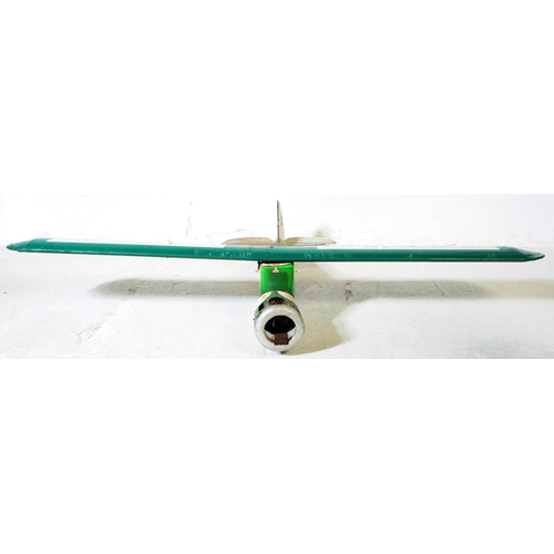 232 - Radio Controlled Plane - a vintage model RC plane fuselage and wings. No engine. Wing span: 185cm.

... 