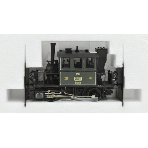 242 - Model Railway - a vintage Roco (Austria) HO / OO gauge model railway trainset locomotive No. 43256 C... 