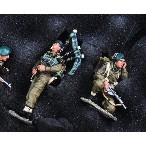 295 - King & Country - x4 original hand painted 1/30 scale soldier figurines ' Churchills Commandos '. Hig... 