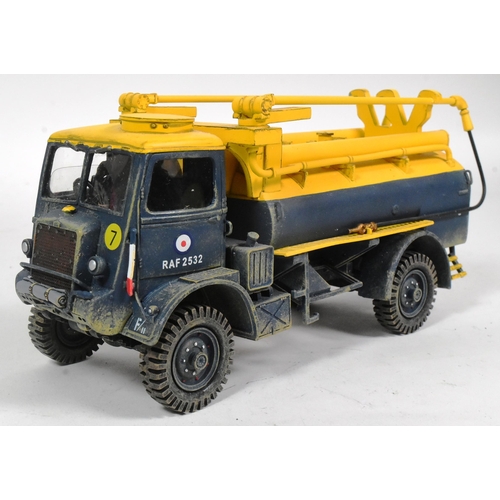 30 - King & Country - an original King & Country 1/30 scale hand painted model No. RAF027 Bedford QL RAF ... 