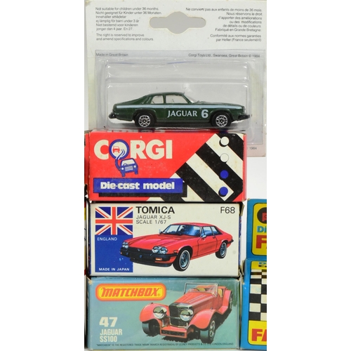 306 - Diecast - a collection of x12 assorted small scale diecast model cars to include; Matchbox 75 Series... 