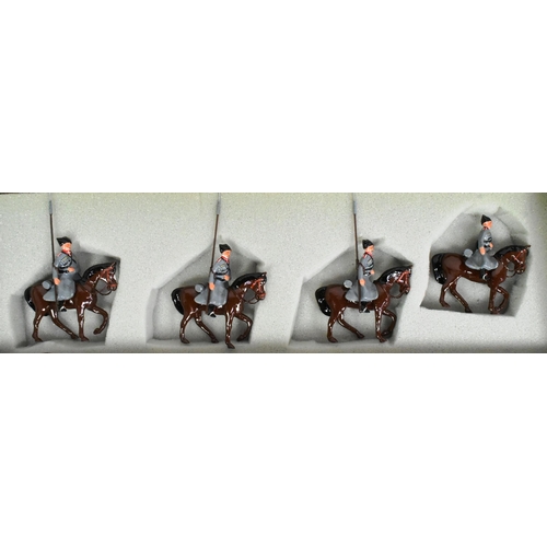 319 - Toy Soldiers - a collection of assorted hand painted metal toy soldiers to include; Hand to Hand Ser... 