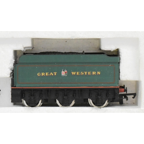 381 - Model Railway - x4 Hornby and Airfix OO gauge model railway trainset locomotive engines comprising; ... 