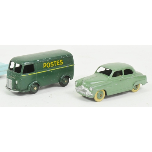 43 - Diecast - x4 vintage French Dinky Toys diecast model cars comprising; No. 532 LIncoln Premiere, No. ... 