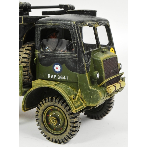 65 - King & Country - an original King & Country 250 Series 1/30 scale hand painted model No. RAF029 Bedf... 