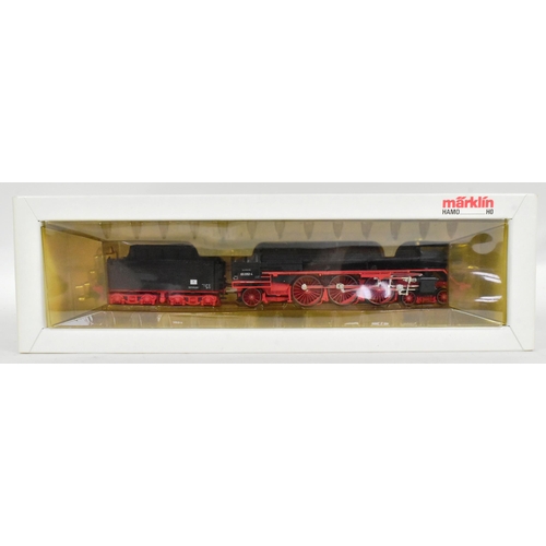 68 - Model Railway - a vintage Marklin OO gauge trainset locomotive and tender, no. 8397 BR 03 fur Zweile... 