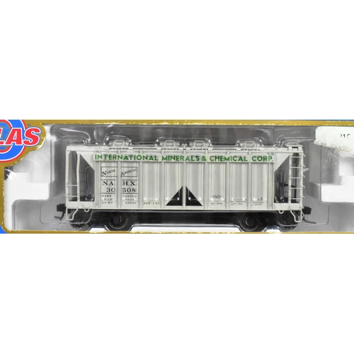 76 - Model Railway - x2 vintage ATLAS railroad boxed diecast models. Comprising of; no. 6310-1 3-Bay Cyli... 