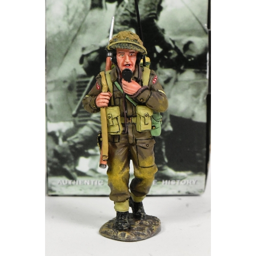 99 - King & Country - x3 original King & Country 1/30 scale hand painted models comprising; DD169 Sling A... 