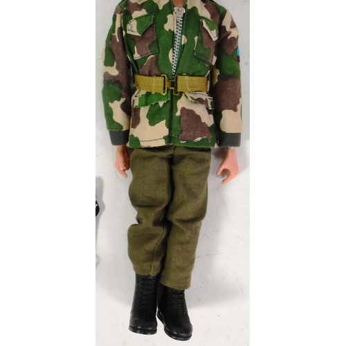 433 - Action Man - Palitoy - an original vintage 1970s (1970) Action Man figure 'Parachute Regiment'. Outf... 