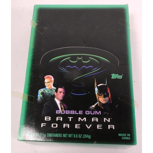 439 - Batman & Superman - a collection of vintage Superman and Batman movie merchandise comprising; Topps ... 