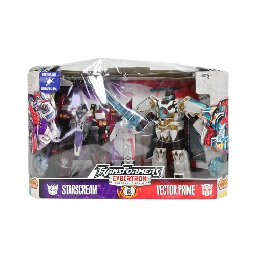 454 - Action figures - a Hasbro Transformers Cybertron Robots in Disguise action figure set, comprising of... 