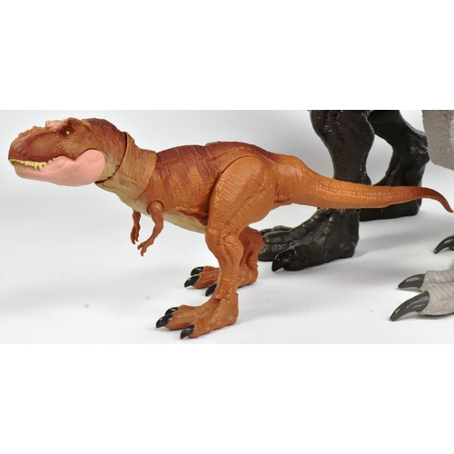 464 - Jurassic Park - x3 dinosaur action figures relating to Jurassic World, Fallen Kingdom. Believed to b... 