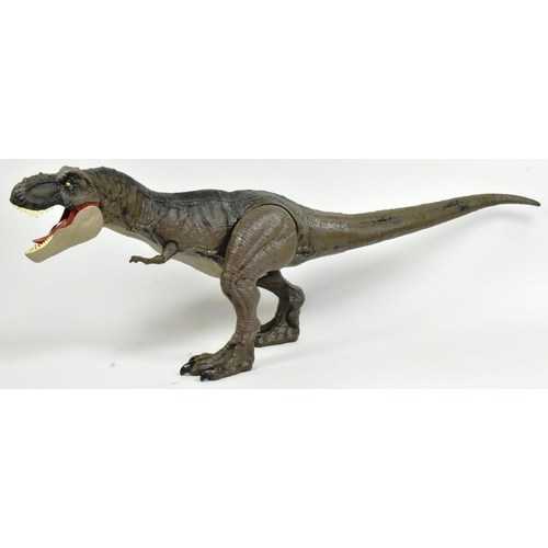 464 - Jurassic Park - x3 dinosaur action figures relating to Jurassic World, Fallen Kingdom. Believed to b... 