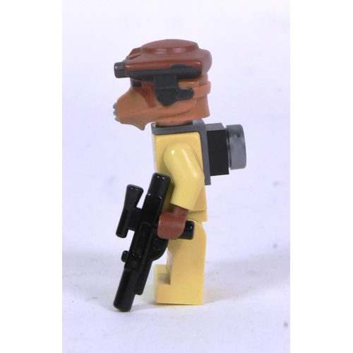 495 - Lego - an original Lego Star Wars minifigure Princess Leia Boushh disguise from set 6516 Jabba's Pal... 