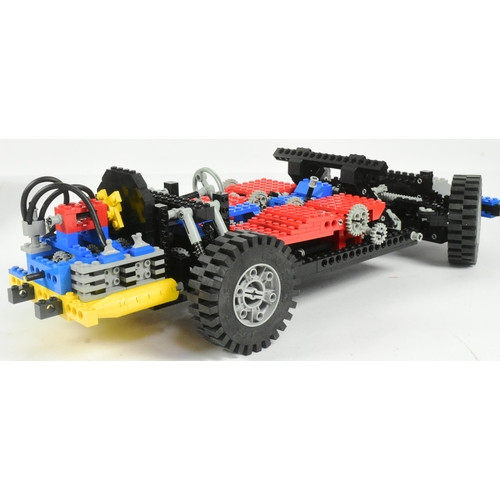 506 - Lego - an original vintage 1980s Lego Technic set No. 8860 Car Chassis. Appears complete but remains... 