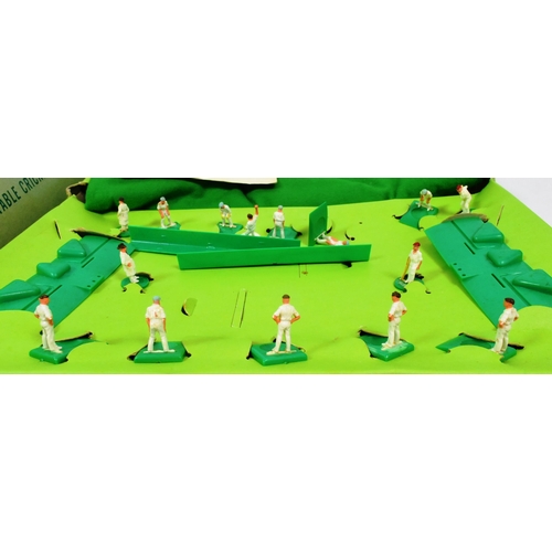 516 - Subbuteo - a vintage Subbuteo tabletop cricket game Club Edition containing pitch, players, wicket b... 