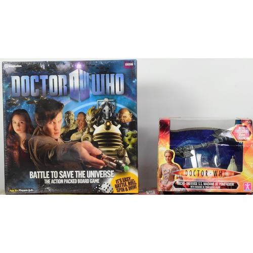 575 - Doctor Who - a collection of assorted Dr Who memorabilia and merchandise to include: Diecast Collect... 