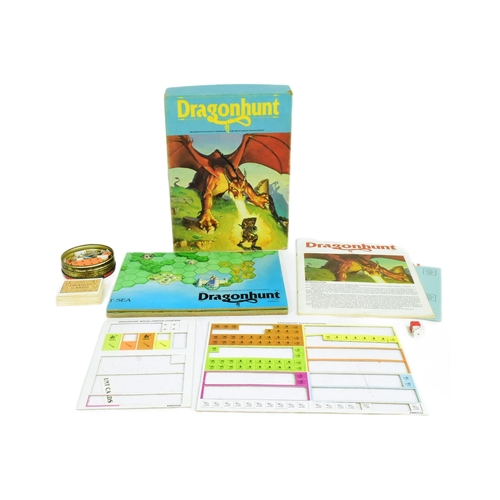 623 - Board Games - a vintage 1980s (1982) Avalon Hill Dragonhunt tabletop fantasy board game. The vendor ... 