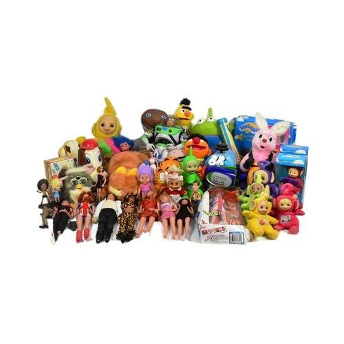 624 - A large collection of assorted vintage toys, including action figures and dolls, featuring from bran... 