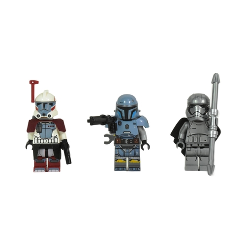 648 - Lego - x3 original Lego Star Wars minifigures comprising; Captain Phasma, Paz Vizsla and Clone ARC T... 