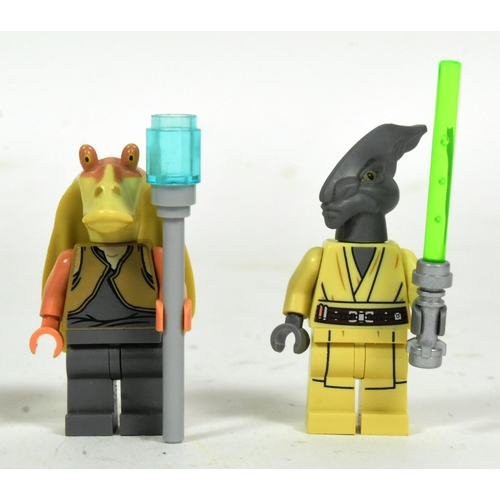 653 - Lego - a collection of x6 original Lego Star Wars minifigures comprising; Coleman Trebor, Gungan Sol... 