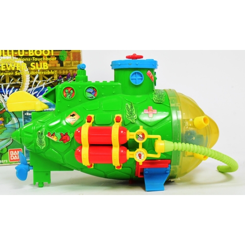 662 - Teenage Mutant Ninja Turtles / TMNT - an original vintage 1989 BanDai / Playmates made ' Sewer Sub '... 