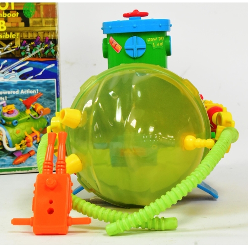 662 - Teenage Mutant Ninja Turtles / TMNT - an original vintage 1989 BanDai / Playmates made ' Sewer Sub '... 