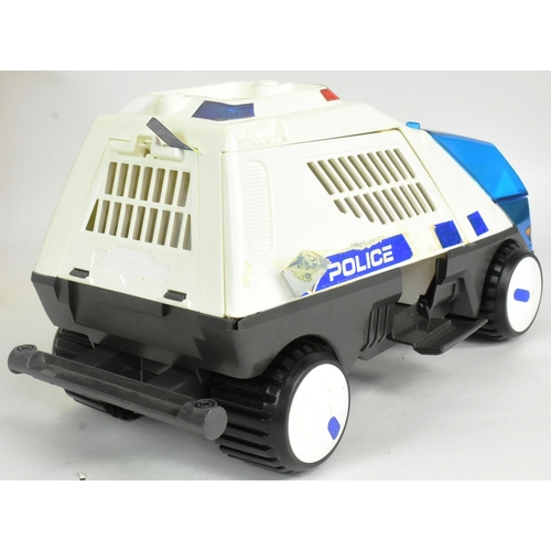 680 - Robocop And The Ultra Police - Kenner - an original vintage c1988 Kenner made Robocop action figure ... 