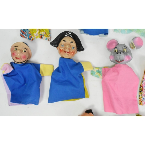 681 - Puppets - a selection of original vintage hand puppets, some appearing to be Walt Disney / popular p... 